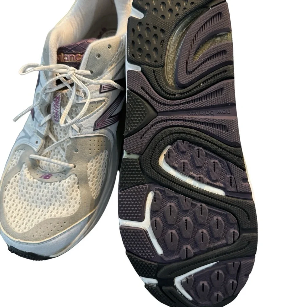 New Balance women’s running shoes sz‎ 11